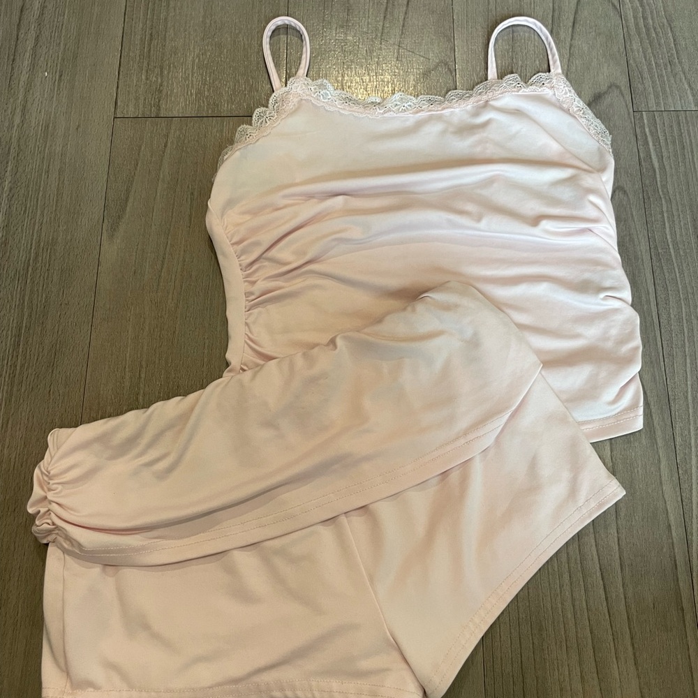 SHEIN Light Pink Lace Trim Crop Top Set